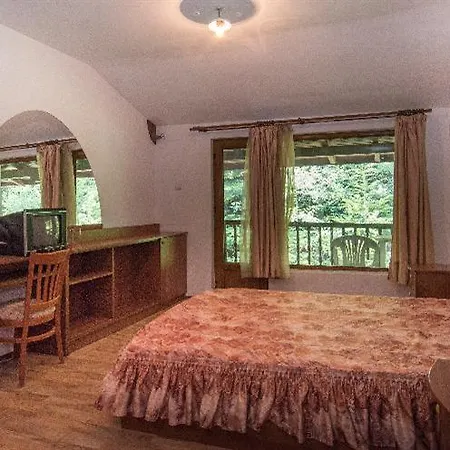 Katerina Hotel